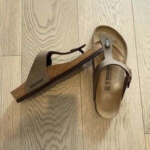 Like new BRIKENSTOCK Gizeh unisex mocha